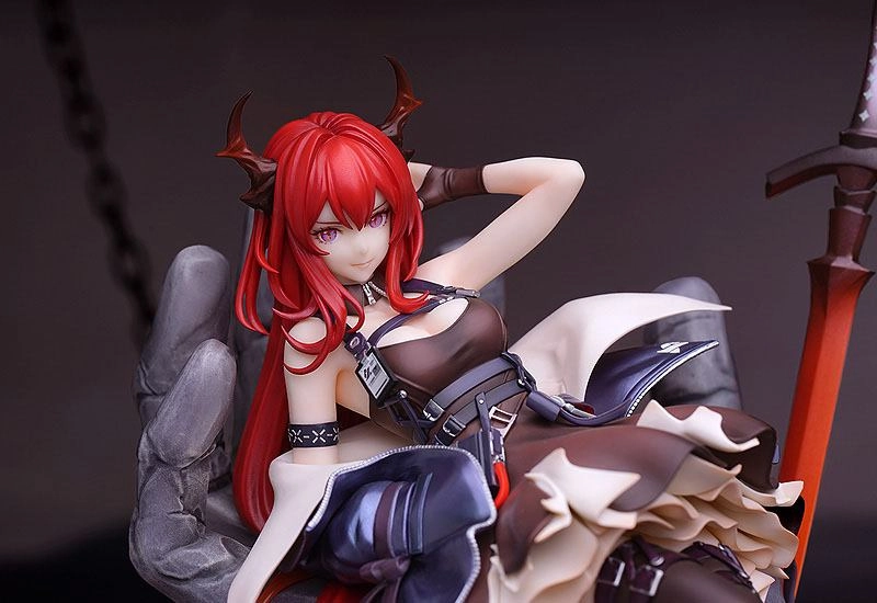 Arknights Estatua PVC 1/7 Surtr: Magma Ver. 30 cm