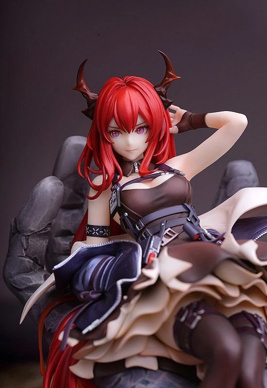 Arknights Estatua PVC 1/7 Surtr: Magma Ver. 30 cm