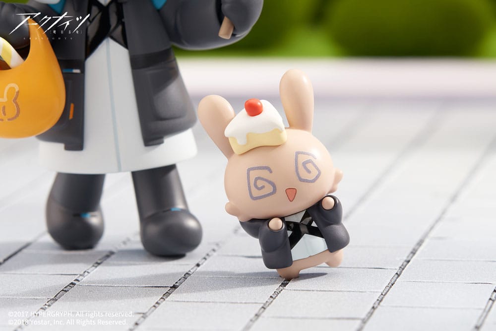 Arknights Estatua PVC Mini Series Will You be Having the Dessert? Doctor 10 cm