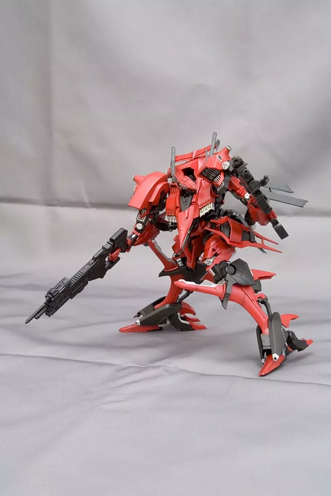 Armored Core Plastic Model Kit 1/72 Rayleonardo 03-Aaliyah Kpachar Full Package Versionn 14 cm