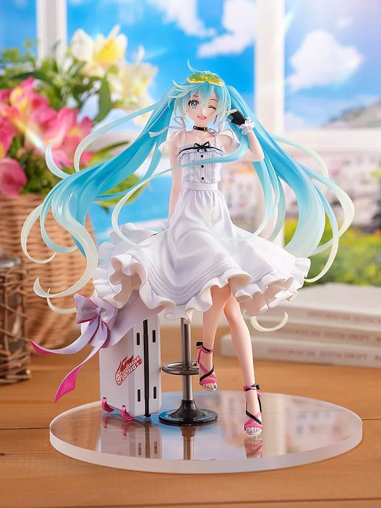 Good Smile Racing - Hatsune Miku - 1/7 - 2021 Vacation Style Ver.