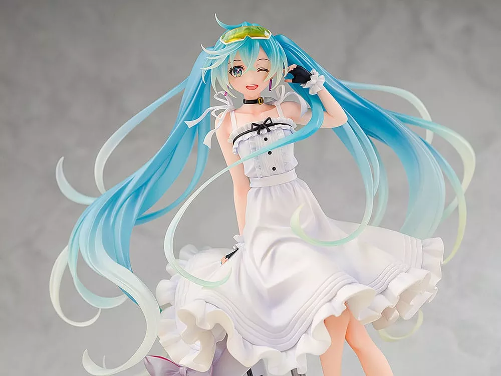 Good Smile Racing - Hatsune Miku - 1/7 - 2021 Vacation Style Ver.