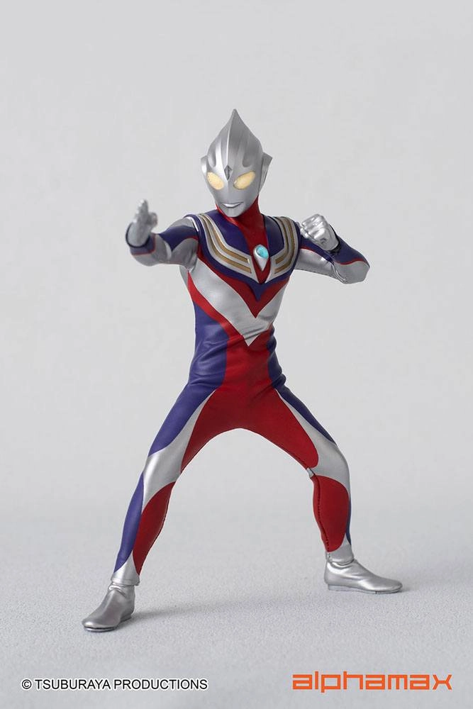 Ultraman Tiga Light-Up Action Figure Tiga 16 cm